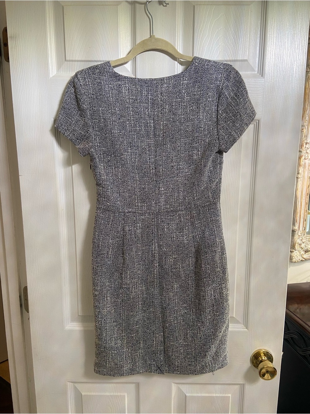 Banana Republic Gray Tweed V-Neck Sheath Dress - Picture 2 of 6
